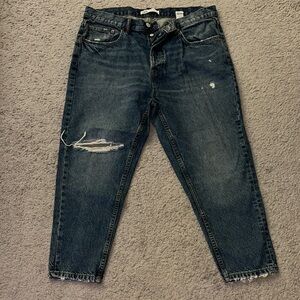 Zara Men’s Ankle Distressed Blue Jeans
